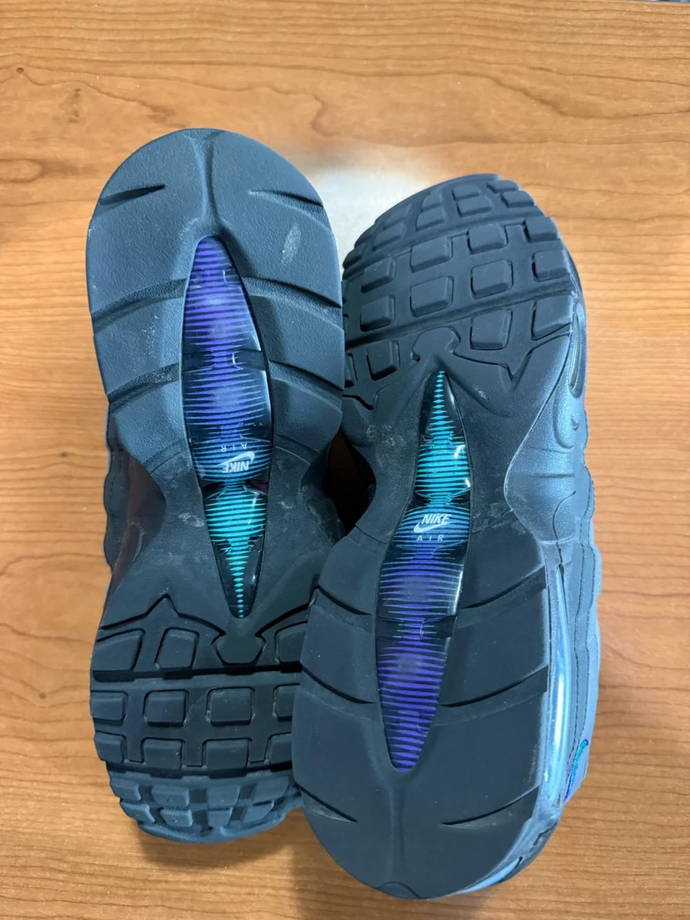 Nike Men’s Sneakers in Teal and Black
